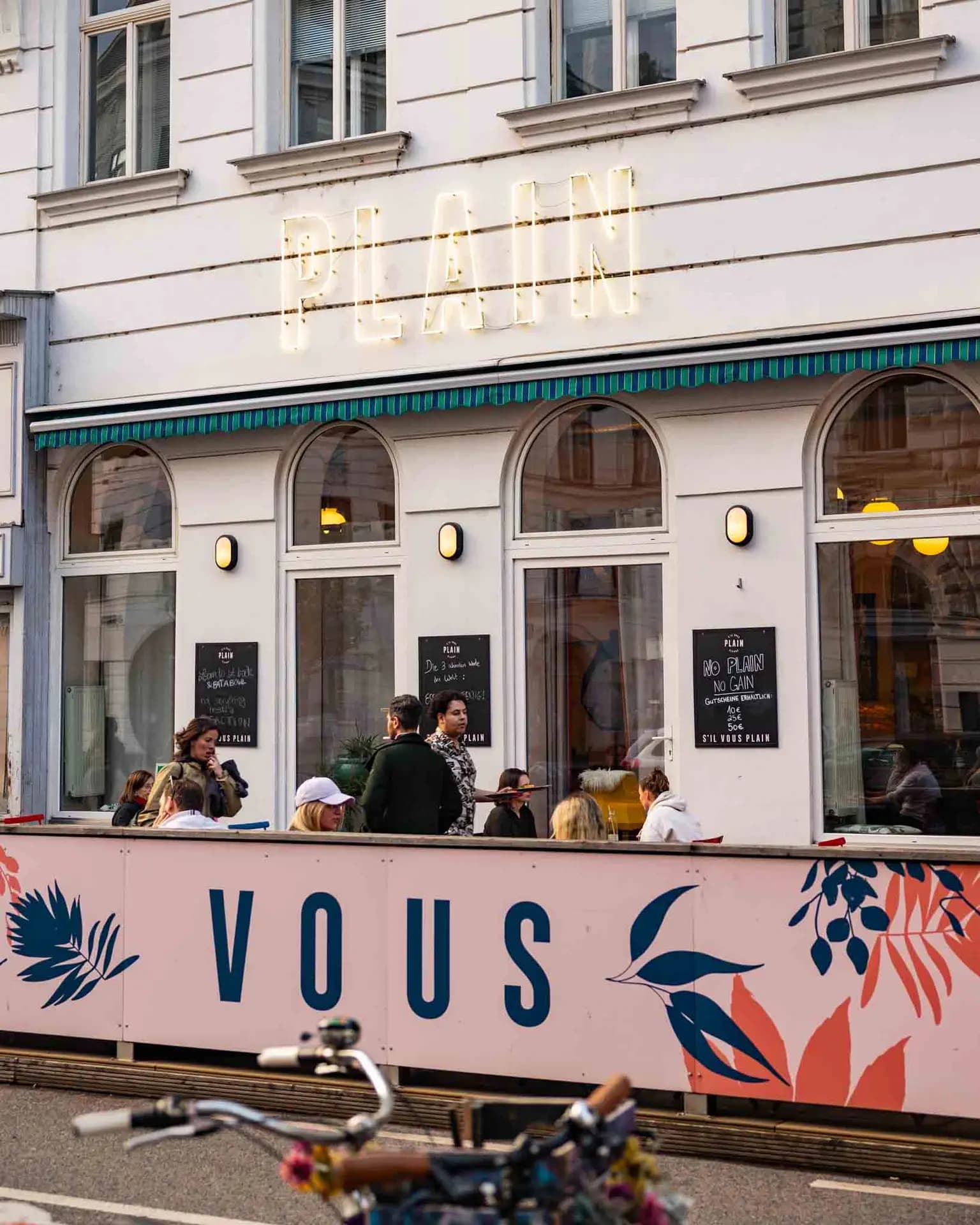 PLAIN Vienna restaurant exterior